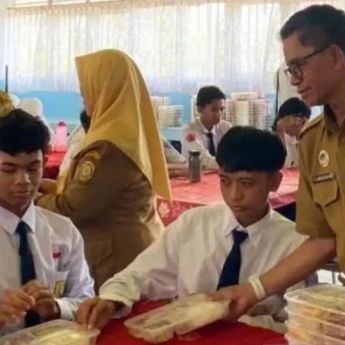 Cegah Keracunan, Prabowo Wajibkan Dapur MBG Gunakan Alat Uji Makanan