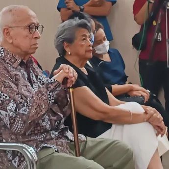 Nono Anwar Makarim Hadiri Sidang Perdana Praperadilan Nadiem di PN Jakarta Selatan