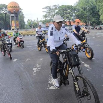 ASN Tangerang Dilarang Gunakan Kendaraan Bermotor Setiap Jumat