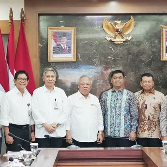 Pak Bas Laporkan Progres IKN ke Istana