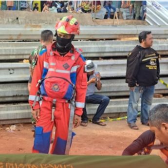 Jasad Pria Tenggelam di Sungai Ciliwung Akhirnya Ditemukan