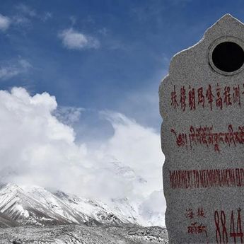 Badai Salju Terjang Himalaya, 1 Pendaki Tewas dan Ratusan Dievakuasi