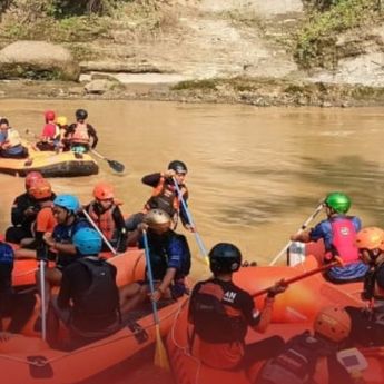 1 Korban Tenggelam di Sungai Cimandiri Sukabumi Ditemukan 500 Meter dari Titik Hilang