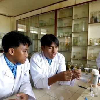 Pemerintah Luncurkan Sekolah Garuda di 16 Lokasi Serentak