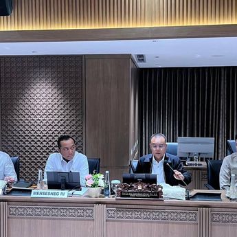 Saat Seskab Teddy , Menkeu Purbaya, dan Dasco Bahas Penyerapan APBN