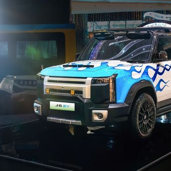 Chery Tampil Menggebrak di IMX 2025, Tawarkan J6 EV Modifikasi Karya Cellos ZXZ sebagai Super Giveaway
