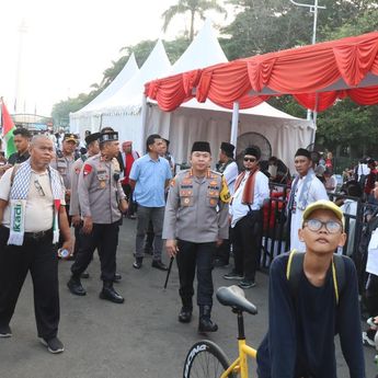 Polisi Terjunkan 1.722 Personel Layani Aksi Solidaritas Palestina di Monas