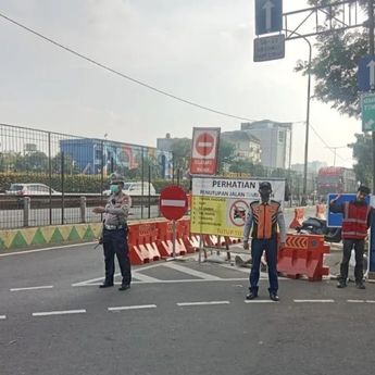 Polisi Rekayasa Lalu Lintas Selama Ada Pekerjaan Saluran Air di Jalan Arjuna Selatan