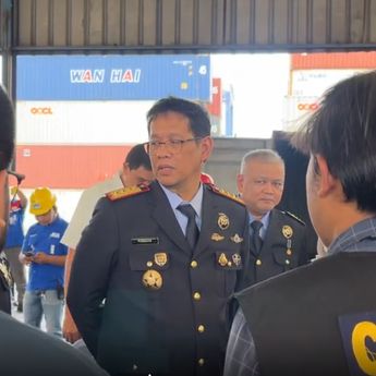 Perang Tarif AS-China Memanas, Menkeu Purbaya: Biar Saja Mereka Berantem, Kita Untung