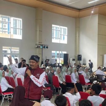 Mensos: Lulusan Sekolah Rakyat Dapat Jaminan Kerja dan Beasiswa