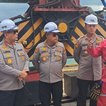 Kapal Tanker Terbakar Hebat di Batam, 10 Pekerja Tewas
