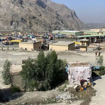 Pakistan dan Afghanistan Sepakati Gencatan Senjata Selama 48 Jam