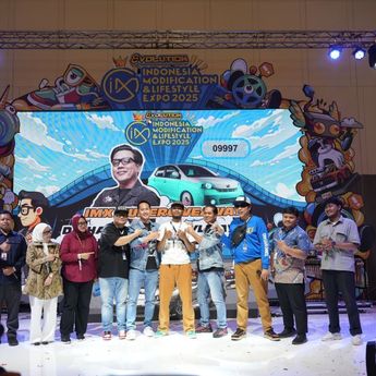 Dua Pelanggan Daihatsu Raih Hadiah Mobil Modifikasi Eksklusif