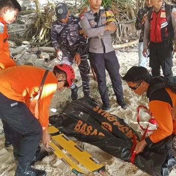 WNA Prancis Tewas Terseret Arus, Tim SAR Evakuasi dari Pantai Kelingking