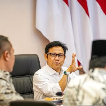 Pemerintah Akan Rehabilitasi Semua Bangunan Ibadah dan Pesantren yang Rawan Roboh