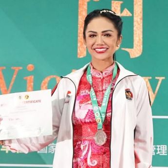 Kris Dayanti Raih Medali Perak di Kejuaraan Dunia Wushu 2025
