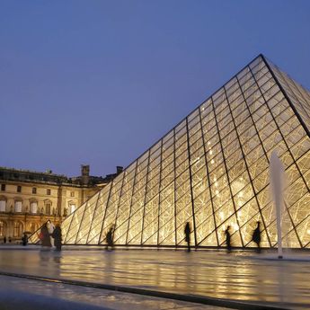 Kronologi Pencurian Kilat di Museum Louvre Paris, Dibobol dalam Hitungan Menit