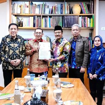 Menbud Fadli Zon Sebut Proses Pengusulan Gelar Pahlawan Nasional Lalui Seleksi Ketat
