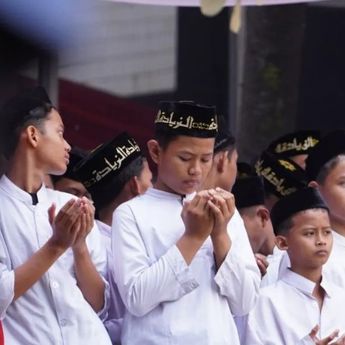 Presiden Prabowo Restui Pembentukan Ditjen Pesantren sebagai Kado Hari Santri 2025