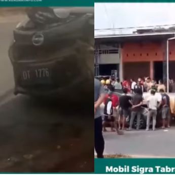 Daihatsu Sigra Hantam Toyota Hilux Sampai Ringsek, 5 Orang Kritis