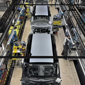 Kemenperin Usul Industri Otomotif Tetap Dapat Insentif Demi Cegah PHK