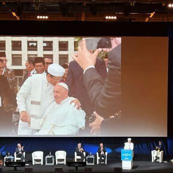 Menag Nasaruddin Umar Kenang Persahabatan Penuh Kasih dengan Paus Fransiskus di Vatikan