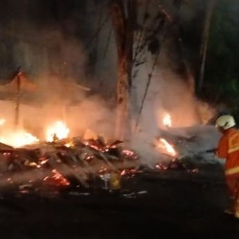 Satu Orang Tewas dalam Kebakaran Warung di Perumahan Taman Grisenda Kapuk Muara