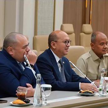 Menhan, Panglima TNI dan Haji Isam Bahas Strategi Hilirisasi Mineral Bersama Bos Danantara