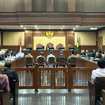 Mantan Ketua PN Jaksel Dituntut 15 Tahun Penjara dalam Kasus Suap Ekspor CPO