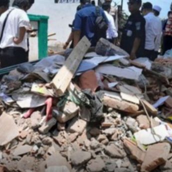 Asrama Putri Ponpes di Situbondo Ambruk di Tengah Malam, Santriwati Tewas dan Luka-luka