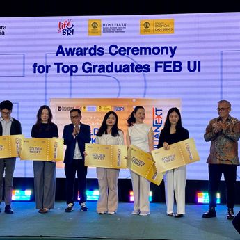 52 Lulusan Terbaik FEB UI Raih Golden juga Silver Ticket Karier Perbankan