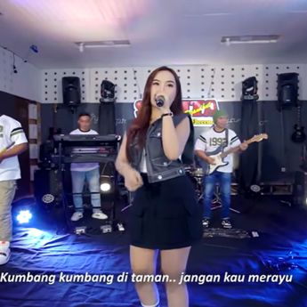 Pedangdut Cantik Diva Hani Getarkan ' Soundcore' Siang Ini, Lantunkan Lagu Kumbang-kumbang