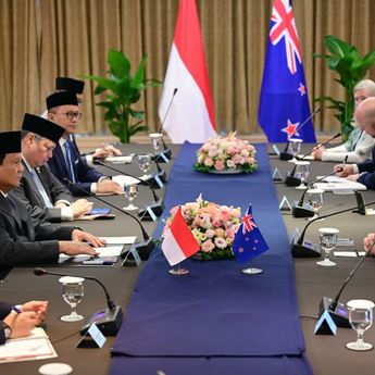 Prabowo Bertemu PM Selandia Baru Bahas Peningkatan Kerja Sama Ekonomi dan Perdagangan