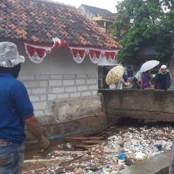Banjir Bandang Terjang Garut, Ratusan Rumah di Sukalaksana Terendam Hingga 1 Meter