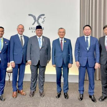 RI Serius Bangun Ekosistem Kendaraan Listrik, Airlangga Ajak Dunia Usaha Berinvestasi