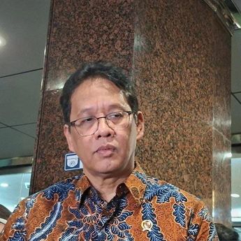Menkeu Purbaya: Larangan Impor Baju Bekas Ilegal Demi Lindungi Industri Dalam Negeri
