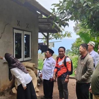 BPBD Cianjur Data 91 Rumah Terancam Pergeseran Tanah di Desa Cibanteng