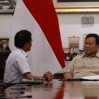 Prabowo Minta KAI Kurangi Kepadatan Penumpang KRL dan Tambah Gerbong Khusus Perempuan