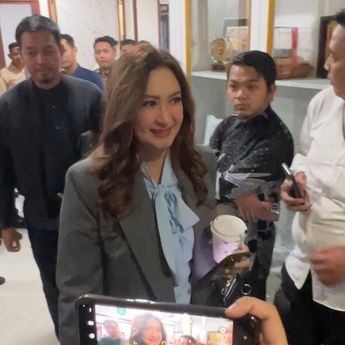 Nafa Urbach Hadiri Sidang Putusan Mahkamah Kehormatan Dewan DPR