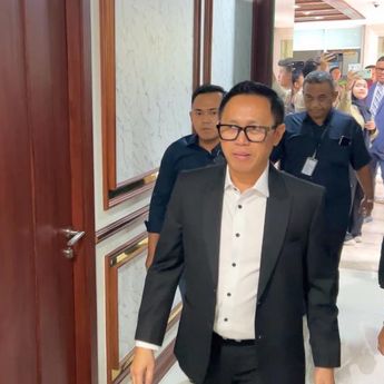 Uya Kuya, Eko Patrio hingga Sahroni Hadiri Sidang Putusan Nasibnya di DPR