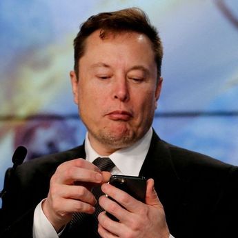 Fantastis! Elon Musk Kantongi Gaji Rp16.709 Triliun dari Tesla