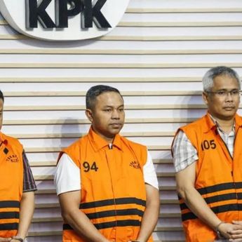 KPK Sita Dokumen dan Rekaman CCTV dari Rumah Dinas Gubernur Riau