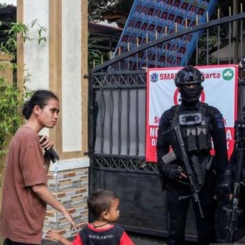 Polisi Pastikan Senjata Api di Lokasi Ledakan SMAN 72 Cuma Mainan