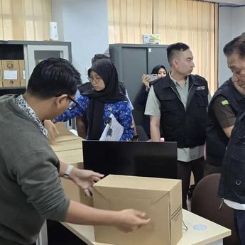 Kejari Geledah Kantor Wali Kota Jaktim, Usut Dugaan Korupsi Proyek Mesin Jahit Rp9 Miliar