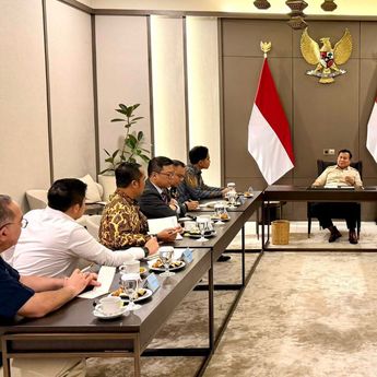 Prabowo Pimpin Rapat Khusus 2 Jam di Halim Sebelum Terbang ke Australia