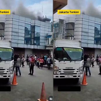 Kebakaran Hebat Hantam Ruko Samping Lotte Mart Fatmawati
