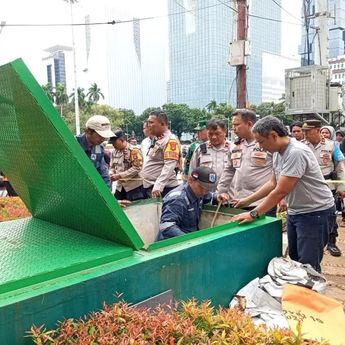 Seorang Pria Tewas di Kolam Patung Kuda, Diduga Tersengat Listrik