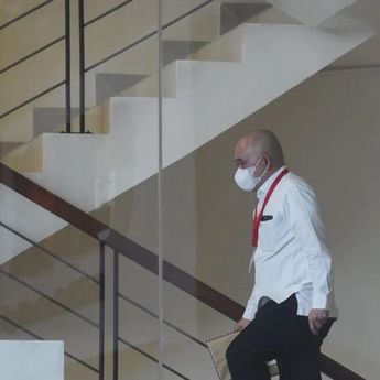 KPK Panggil 2 Tenaga Ahli Anggota DPR Heri Gunawan Terkait Kasus CSR BI–OJK