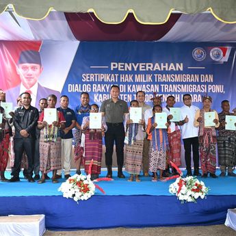 25 Tahun Menanti, Transmigran Ponu di NTT Akhirnya Bawa Pulang Sertifikat Hak Milik