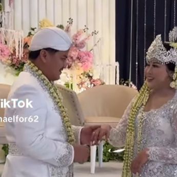 Boiyen Resmi Dinikahi Rully Anggi Akbar Hari ini